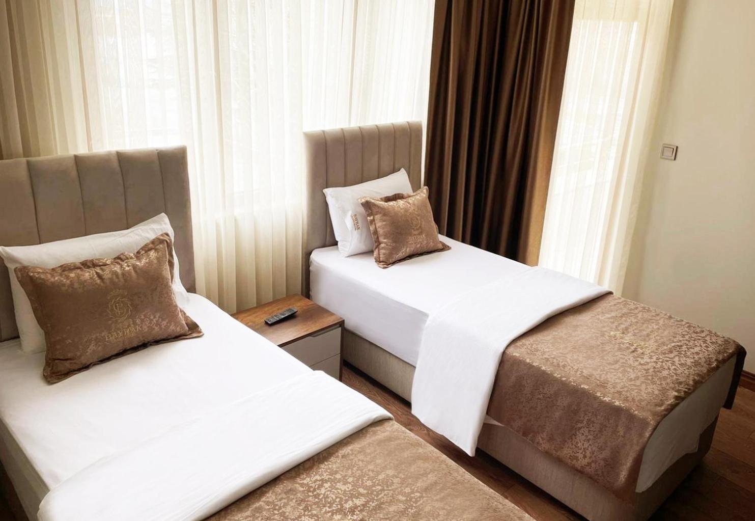 Bayrak Grand Hotel Trabzon Esterno foto