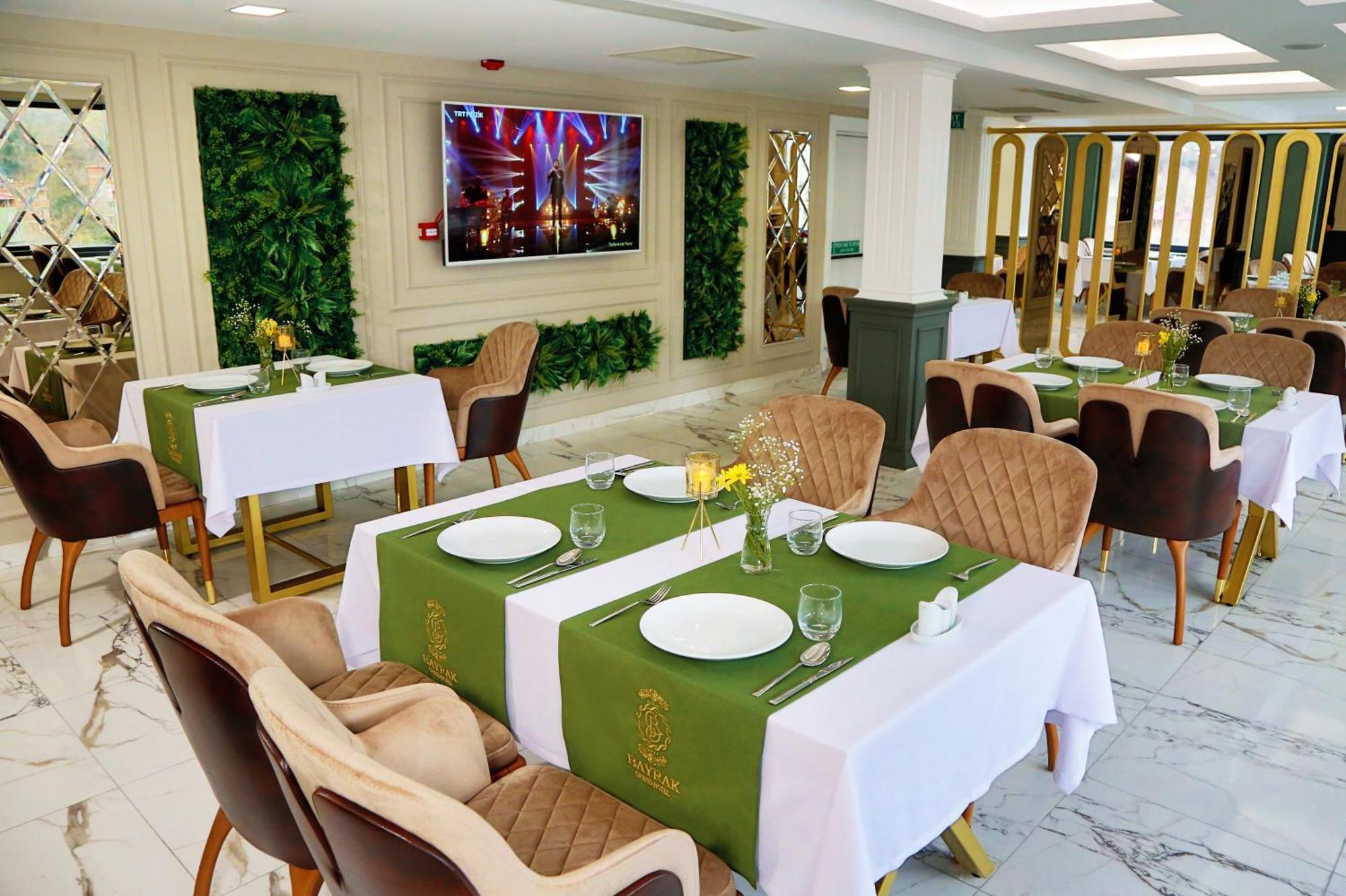 Bayrak Grand Hotel Trabzon Esterno foto